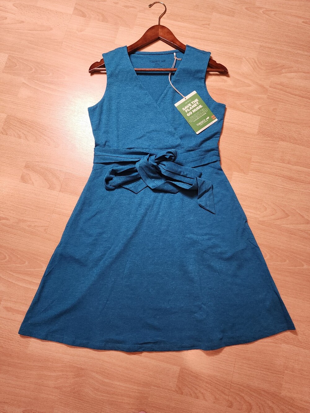 NWT Toad&Co Blue Surplice Sleeveless Tie Waist Dress Pockets Organic Cotton Sz S